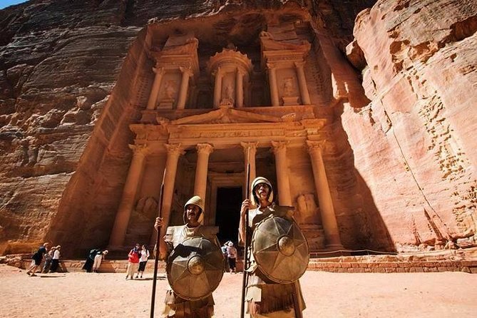 A Full Day Trip To Petra From Amman - Clothing, culture, and practical planning
