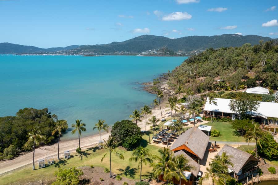 Airlie Beach: Cedar Creek Falls & Northerlies Beach Day Trip - Cedar Creek Falls, with or without the water