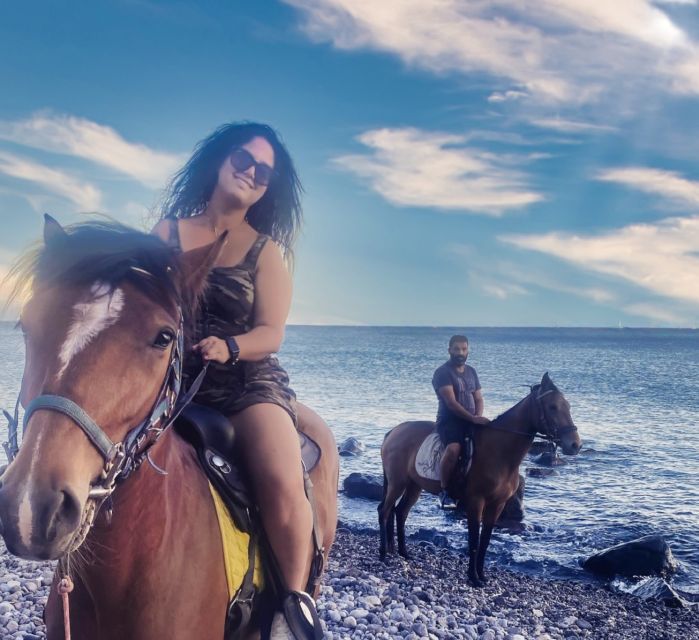 Akrotiri: Guided Horseback Riding Day Trip to a Beach - Transport and finding the stable