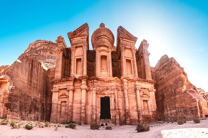 Amman Petra Full-Day Trip - The early pickup and three-hour drive south