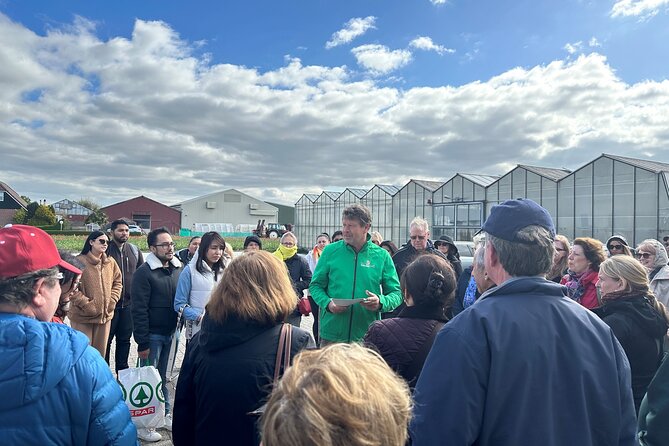 Amsterdam: Day trip to Tulip Farm, Keukenhof + Windmill Cruise - The Tulperij and the Jansze family farm