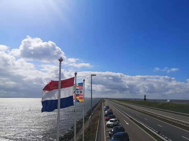 Amsterdam: Giethoorn, Afsluitdijk and Zaanse Schans Day Trip - Lunch takes planning