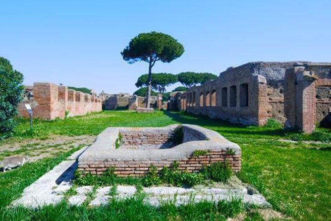 Ancient Ostia Antica Semi-Private Day Trip from Rome by Train with Guide - Why Ostia Antica makes a smart Rome side trip