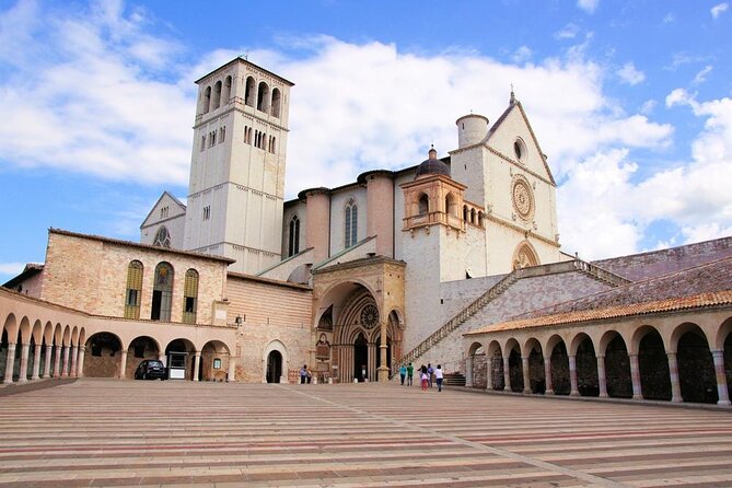Assisi and Orvieto Guided Day Tour from Rome with Lunch - The essential details at a glance