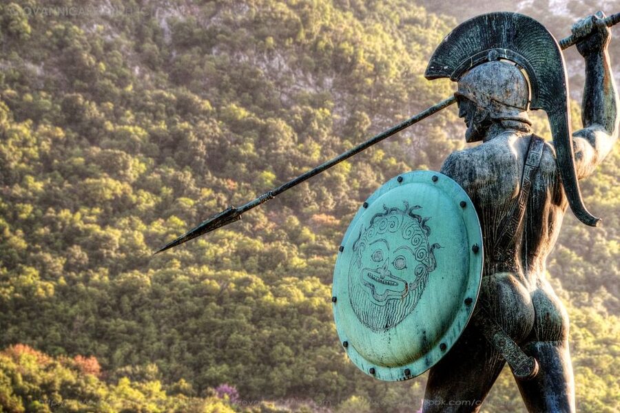 Athens: Delphi, Corycian Cave, and 300 Battlefield Day Trip - Delphi: two hours among Apollo’s ruins