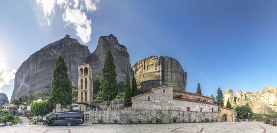 Athens: Meteora 2-Day Trip with Hotel, Sunset & Morning tour - Choosing the morning hike