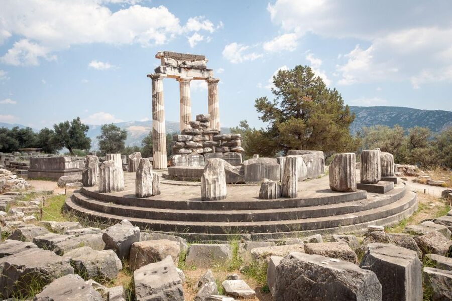 Athens: Small-Group Day Trip Tour to Delphi - Why Delphi deserves a full day from Athens