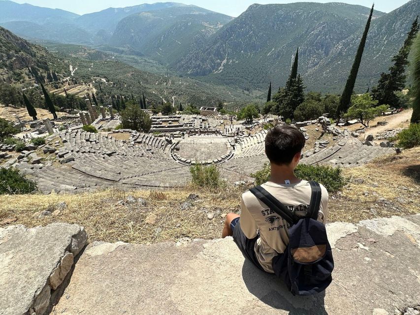 Athens: Small-Group Day Trip Tour to Delphi - A practical lunch stop in Delphi village