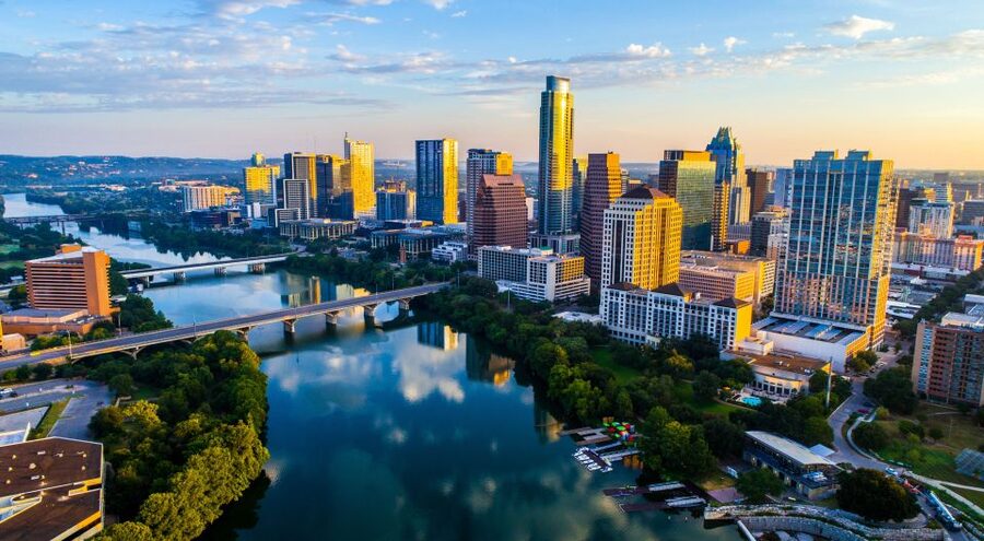 Austin to San Antonio Day Trip: Alamo Tour & Boat Cruise - The Alamo and the story of 1836