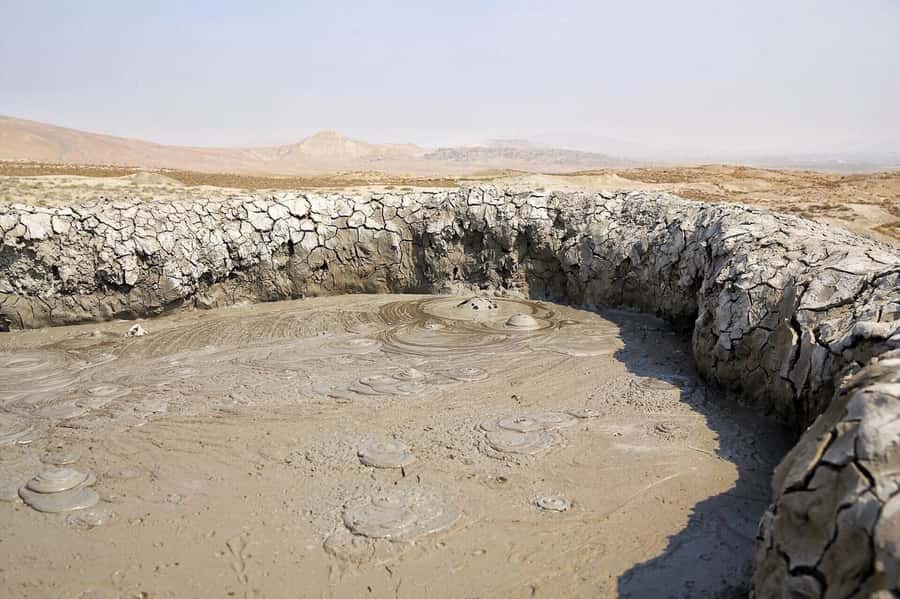 Baku: Gobustan, Volcanoes, Fire Temple and Yanardag Day Trip - Gobustan’s rock art and Stone Age clues