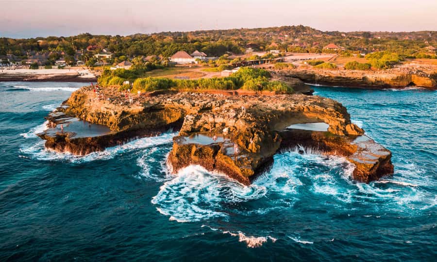 Bali: Day Trip to East Nusa Penida, Atuh & Diamond Beach - Early pickup and the boat across to Nusa Penida