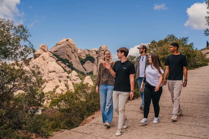 Barcelona: Montserrat Monastery and Natural Park Day Trip - Your hour of free time at Montserrat