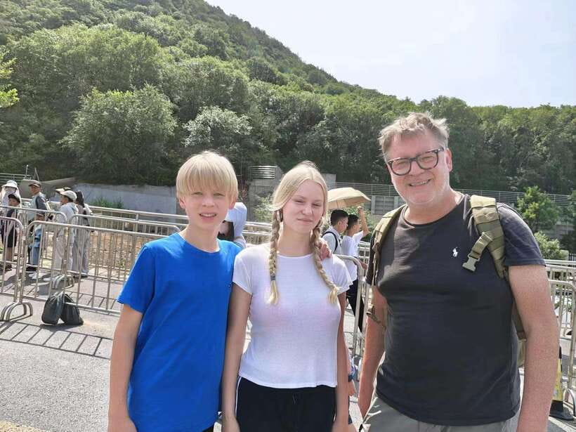 Beijing: Badaling Ancient Great Wall of China Day Trips - Cable car or walking route?