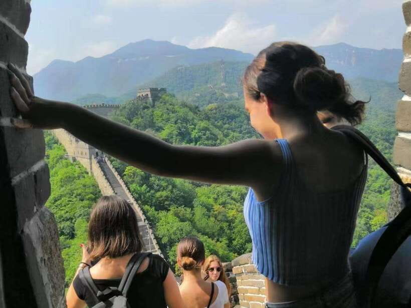 Beijing: Mutianyu Great Wall Day Trip by Bus with Tickets - The 1.5-hour ride north