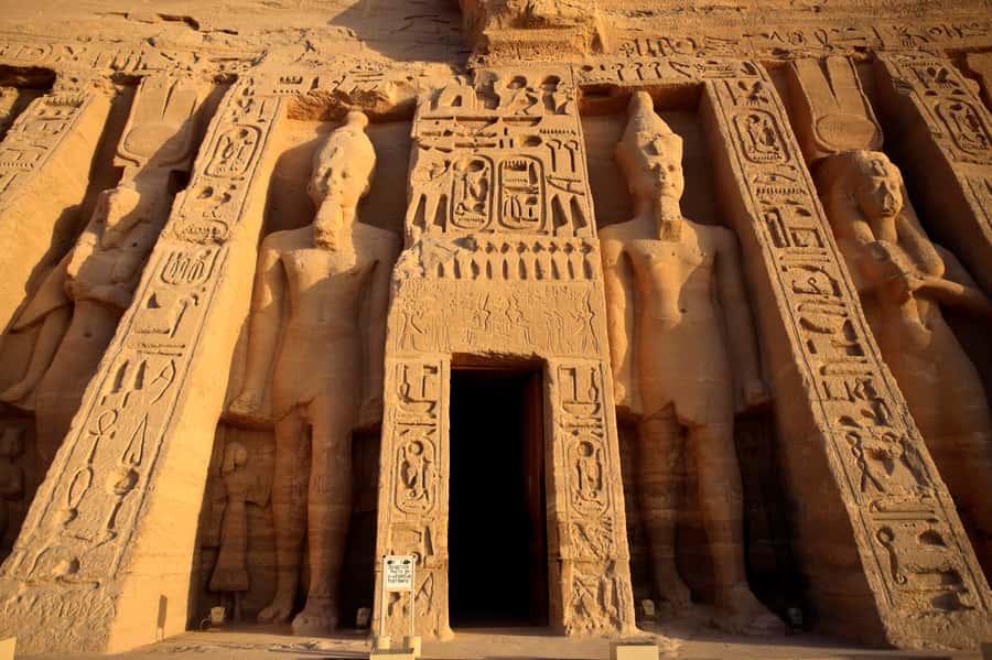 Best Private Day Trip To Abu Simbel From Aswan - The three-hour drive south from Aswan