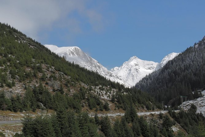 Brasov Private Tour: Transfagarasan road & Poienari Fortress - A lunch break before the long descent