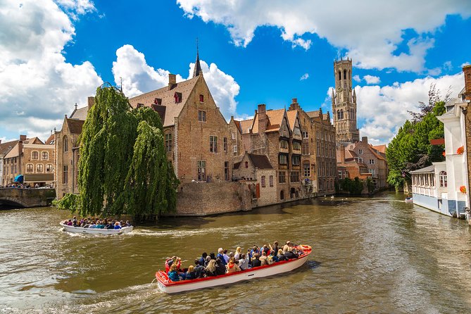 Bruges Guided or Audio Trip with Canal Cruise Option from Paris - Audio tour or live guide?