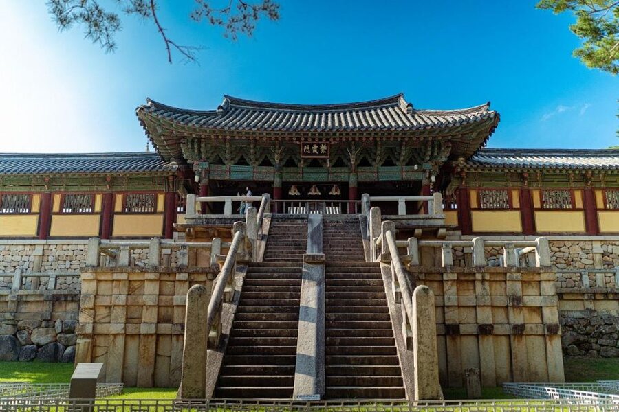 Busan: Gyeongju Guided Day Trip to Three Kingdoms Capital - Cheomseongdae and Hwangridan-gil
