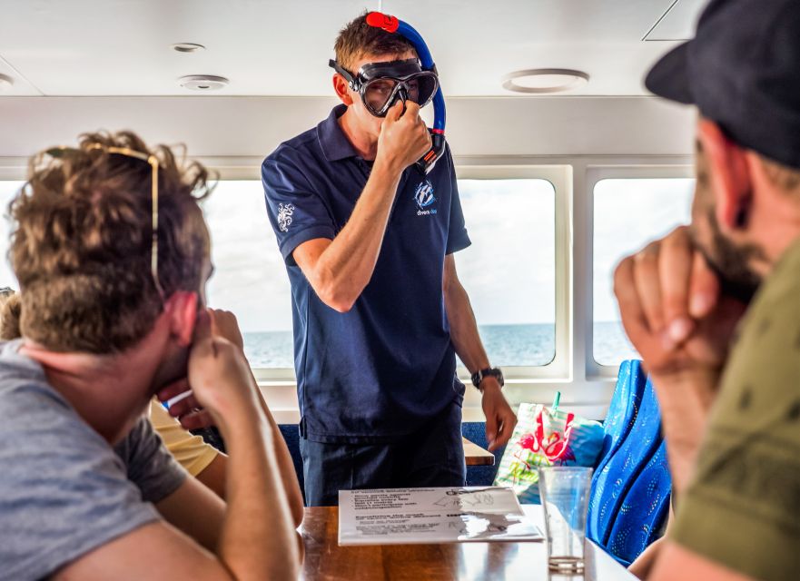 Cairns: Premium Snorkelling and Diving Reef Day Trip - Photos, GoPro use, and the cost of memories