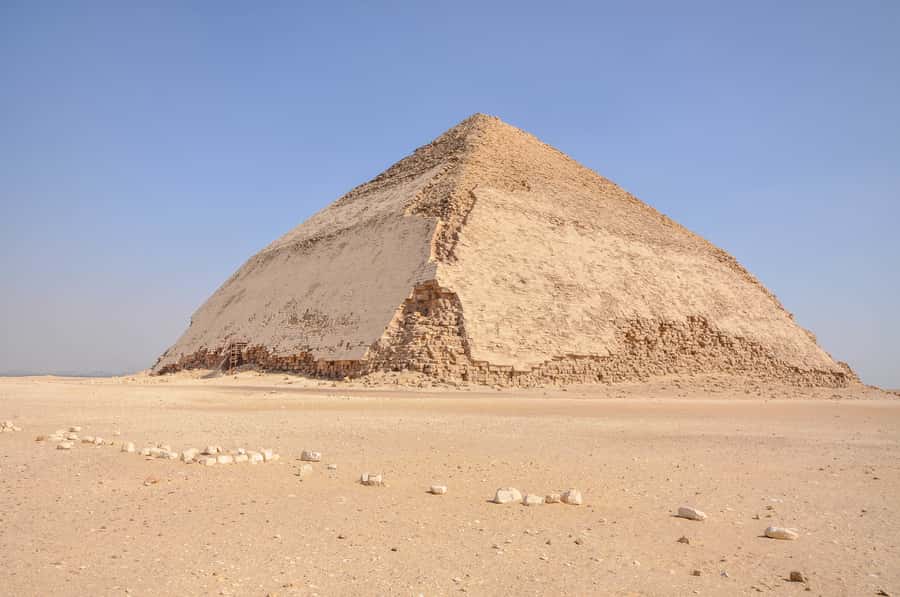Cairo: Djoser, Bent Pyramid & Memphis Day Trip - Dahshur’s Bent Pyramid and Red Pyramid