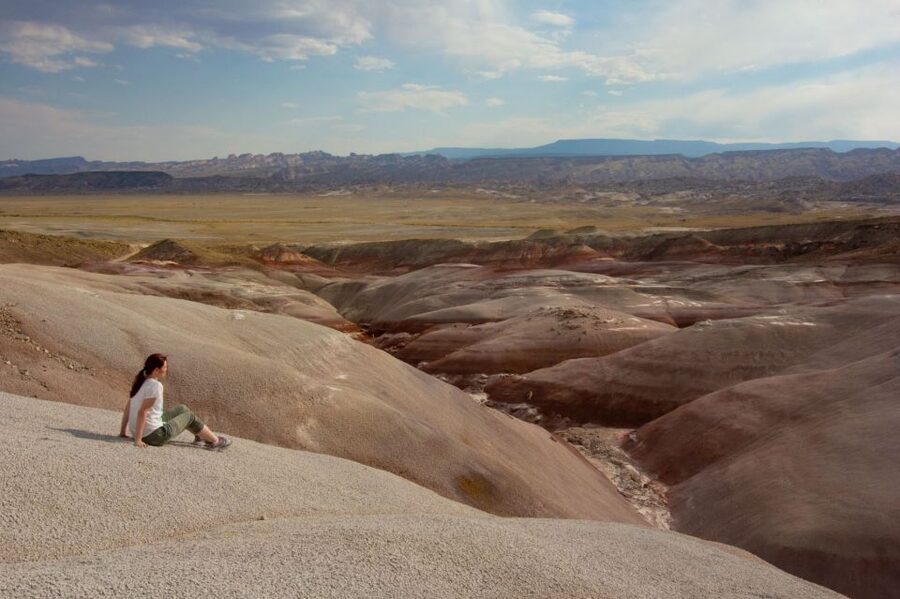 Capitol Reef National Park: Cathedral Valley Day Trip - Upper South Desert Overlook requires steady footing