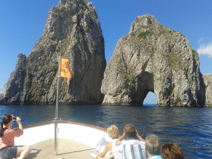 Capri: DIY Day Trip with Blue Grotto, Funicular & Lunch - Getting to Anacapri by private bus