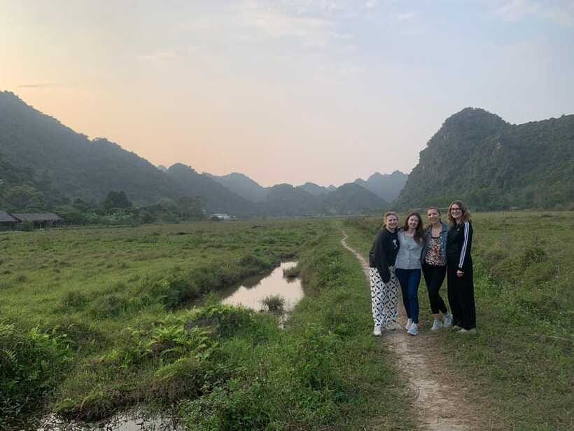 Cat Ba: National Park Day Trip with Cycling and Kayaking - Cai Beo Floating Village and the return boat