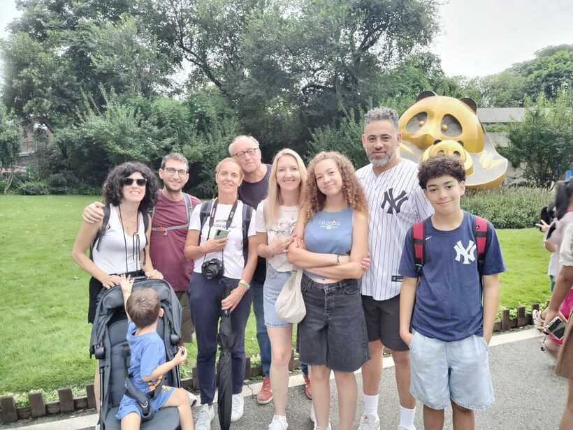Chengdu: Giant Panda and Leshan Buddha Day Trip - Should you book the Chengdu panda and Buddha tour?