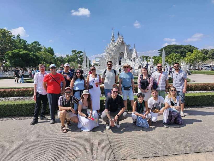 Chiang Mai: Chiang Rai Temples, Karen Tribe and Hot Springs - Who should book this tour?