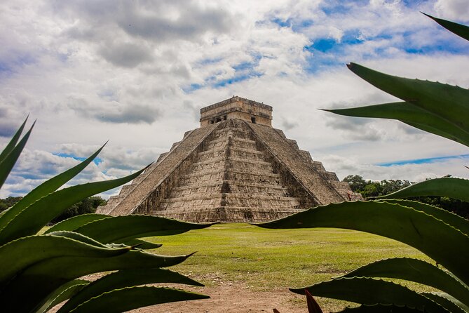 Chichen Itza, Cenote and Valladolid Small Group Day Trip - Leaving Tulum Before the Heat