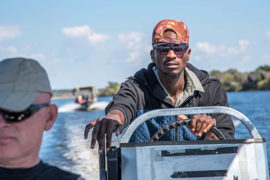 Chobe National Park: Day Trip, Safari drive & River Cruise - Guides, vehicles, and the quality of the day
