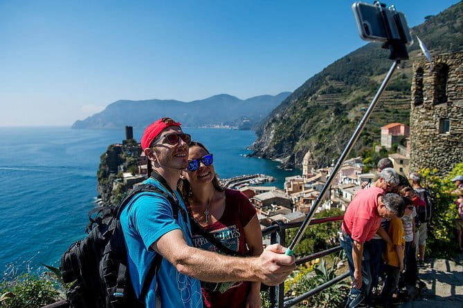 Cinque Terre Day Trip with Optional Hiking or Pisa - Vernazza and the route toward Monterosso