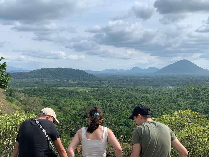 Colombo/Negombo: Sigiriya, Kandy, Ella 3-Day Trip with Train - Udawalawe safari and the long return south