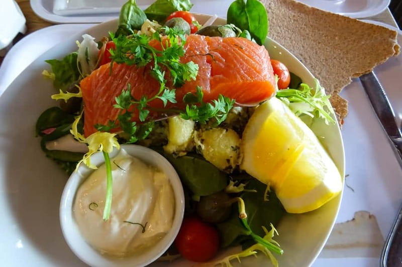 Copenhagen: Full-Day Trip to Malmö by Train - Swedish fika, canals, and a possible lunch
