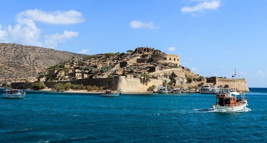 Crete: Day Trip to Agios Nikolaos and Spinalonga Island - Crossing the water to Spinalonga