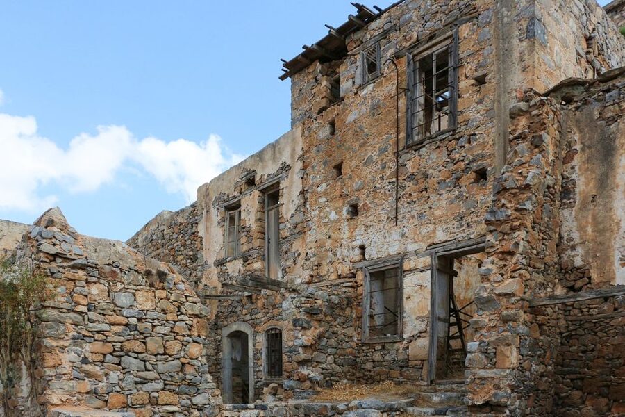 Crete: Day Trip to Agios Nikolaos and Spinalonga Island - What the guides add to the day