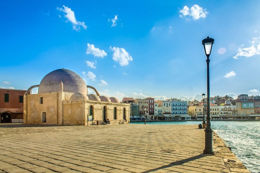 Crete: Rethimno, Chania, and Kournas Lake Day Trip - The guide can make or break a tightly timed day
