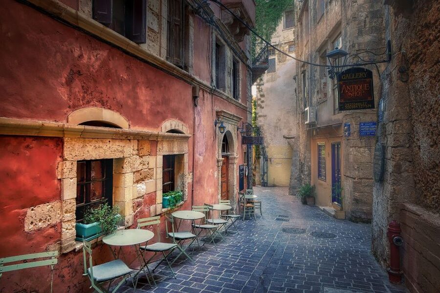 Crete: Rethimno, Chania, and Kournas Lake Day Trip - The long ride west from eastern Crete