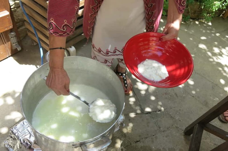 Cyprus: Mountain Towns and Cheesemaking Day Trip with Brunch - The day in a nutshell