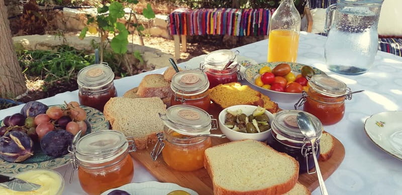 Cyprus: Mountain Towns and Cheesemaking Day Trip with Brunch - Learning the craft of halloumi and anari