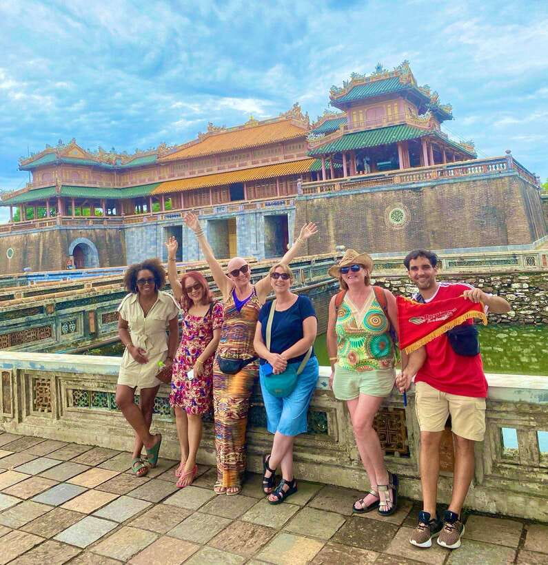 Da Nang: Hue Imperial Day Trip, Hai Van Pass Train, & Lunch - Early pickup and the Da Nang railway station