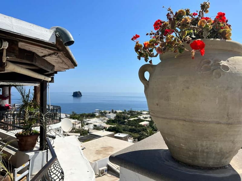 Da Tropea: Day Trip with Vulcano Lipari Stromboli - Vulcano: sulfur, warm water, and black sand