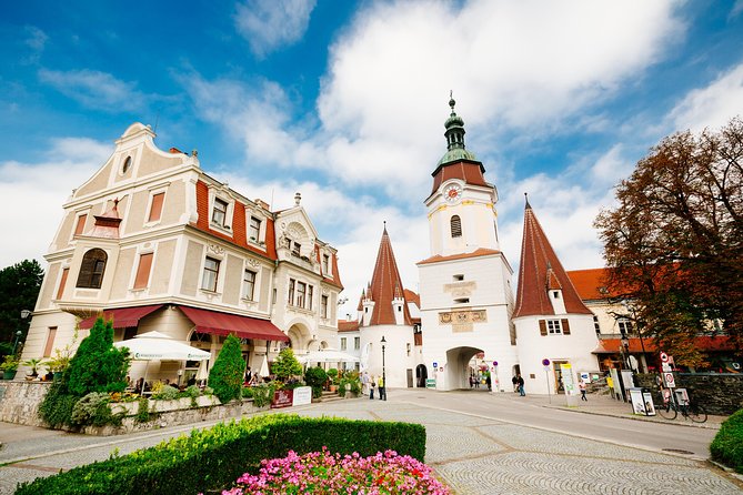 Danube Valley Day Trip from Vienna - Who should book this Wachau excursion?
