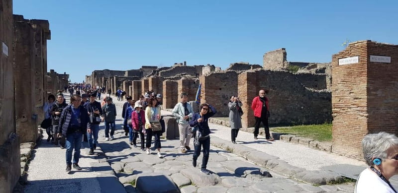 Day Trip from Rome: Explore Pompeii & Sorrento Amalfi Coast - Two and a half hours in Amalfi