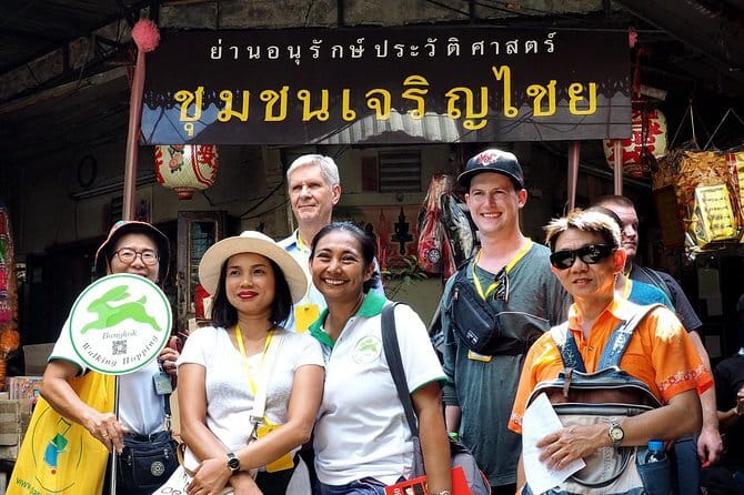 Day Trip to Bangkok Floating Market & Maeklong Railway - Maeklong Railway Market delivers the big moment