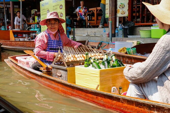Day Trip to Bangkok Floating Market & Maeklong Railway - Buffalo Café adds a slower hour