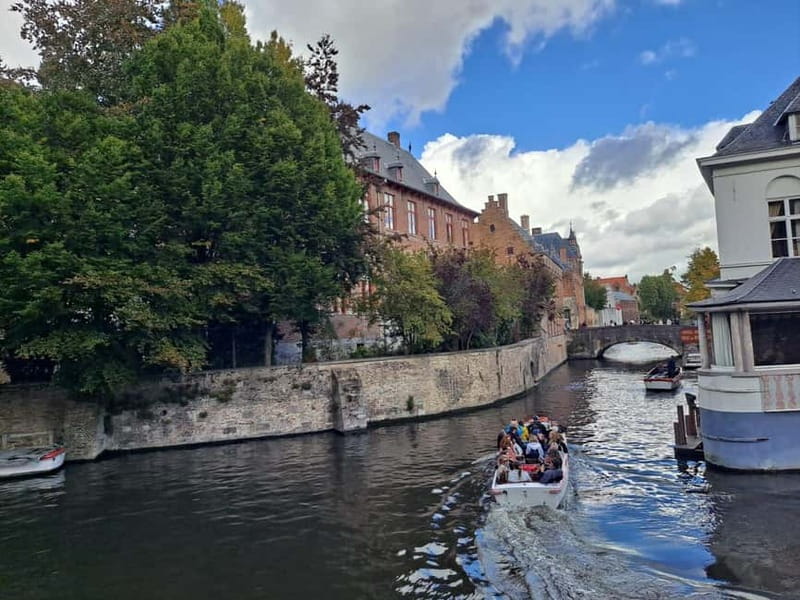 Day trip to Bruges from Paris with canal cruise - Key points to know before booking