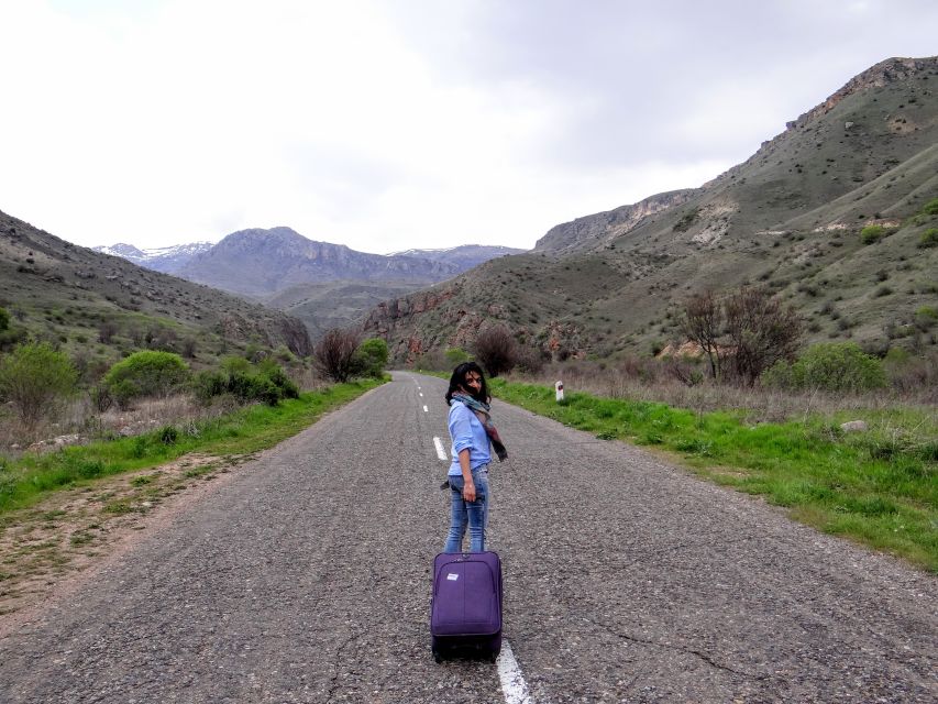 Day trip to Khor Virap, Areni Winery and Noravank Monastery - Five things that define the day