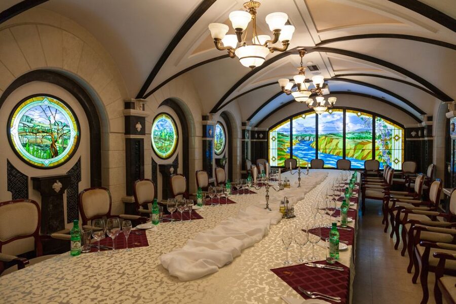 Day trip to Moldova - visit Chisinau and Cricova Winery - The best way to approach the day