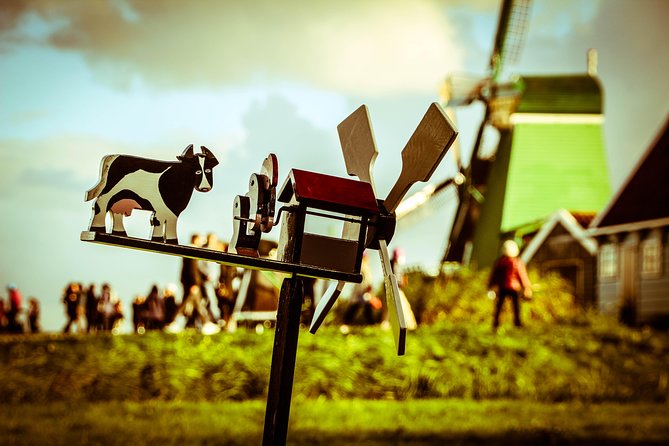Day Trip to Zaanse Schans, Edam, Volendam and Marken from Amsterdam - Marken and the final village walk